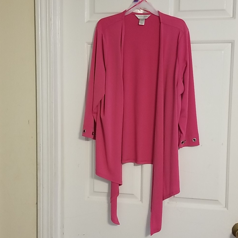 M pink suit top
